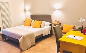 A Due Passi Temporary Apartment