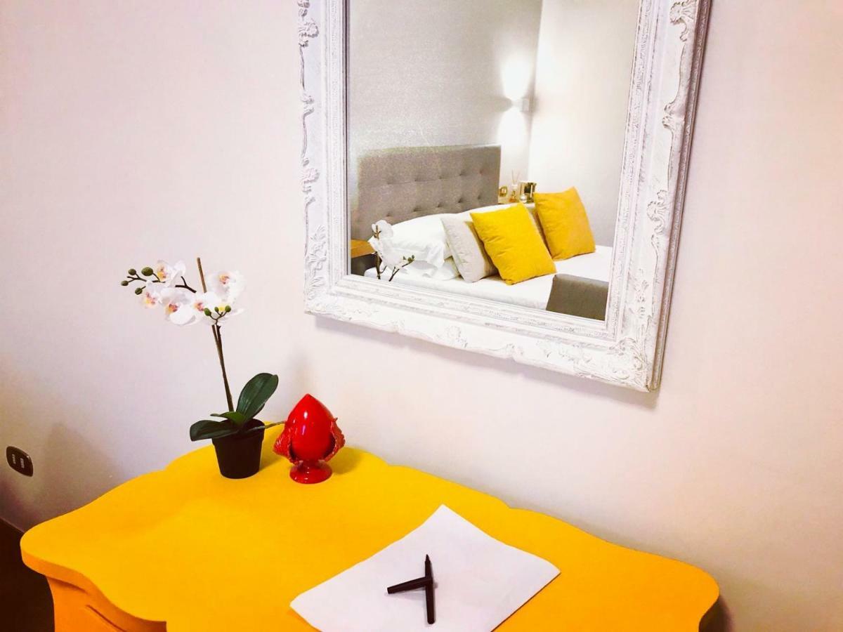 A Due Passi Temporary Apartment Trani Esterno foto