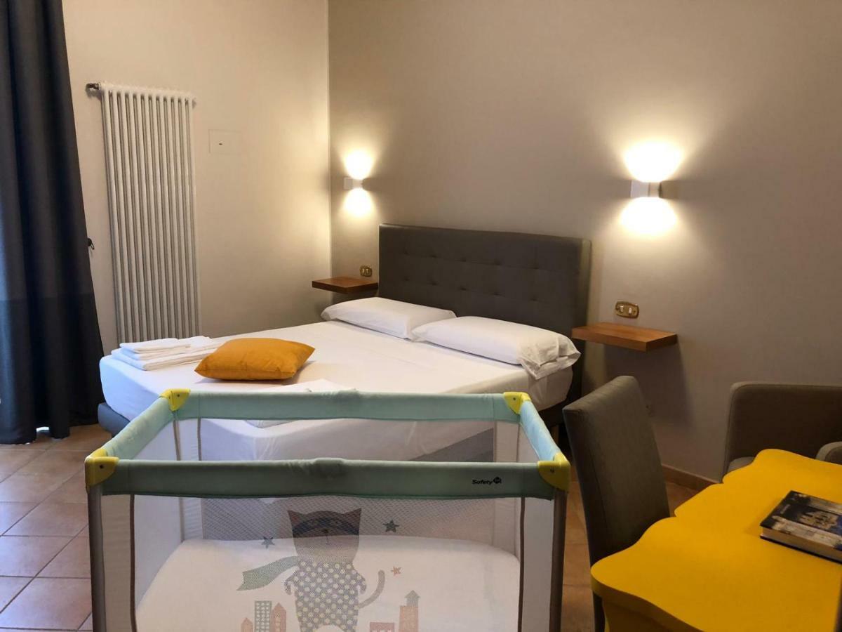 A Due Passi Temporary Apartment Trani Esterno foto